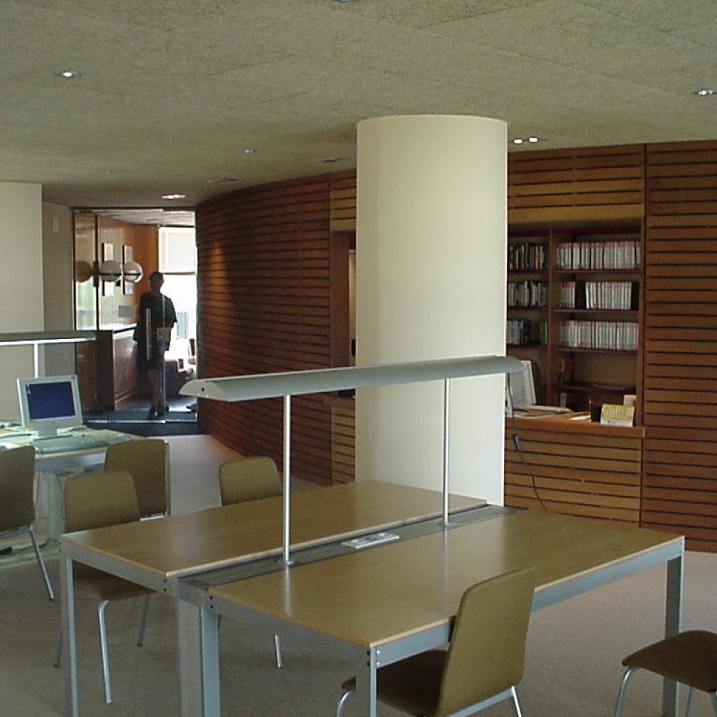 equipamientos-culturales-biblioteca-principe-de-asturias-4-1024×1024